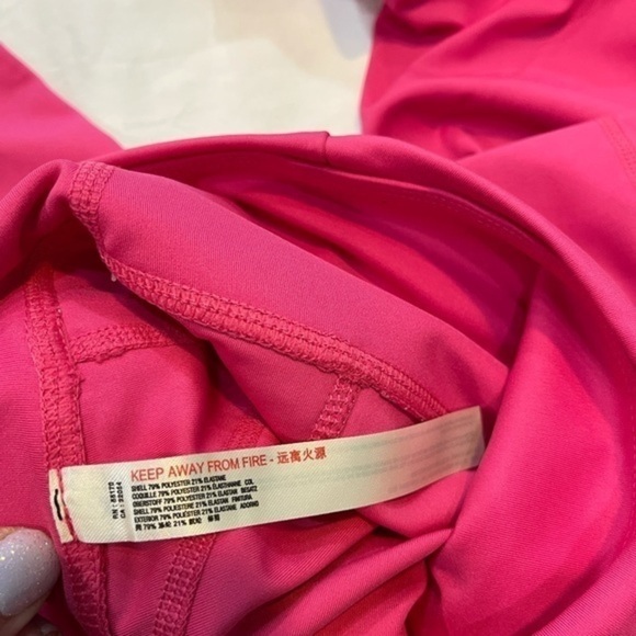 NWT Free People Movement Fuchsia Legging Size M - Picture 14 of 14